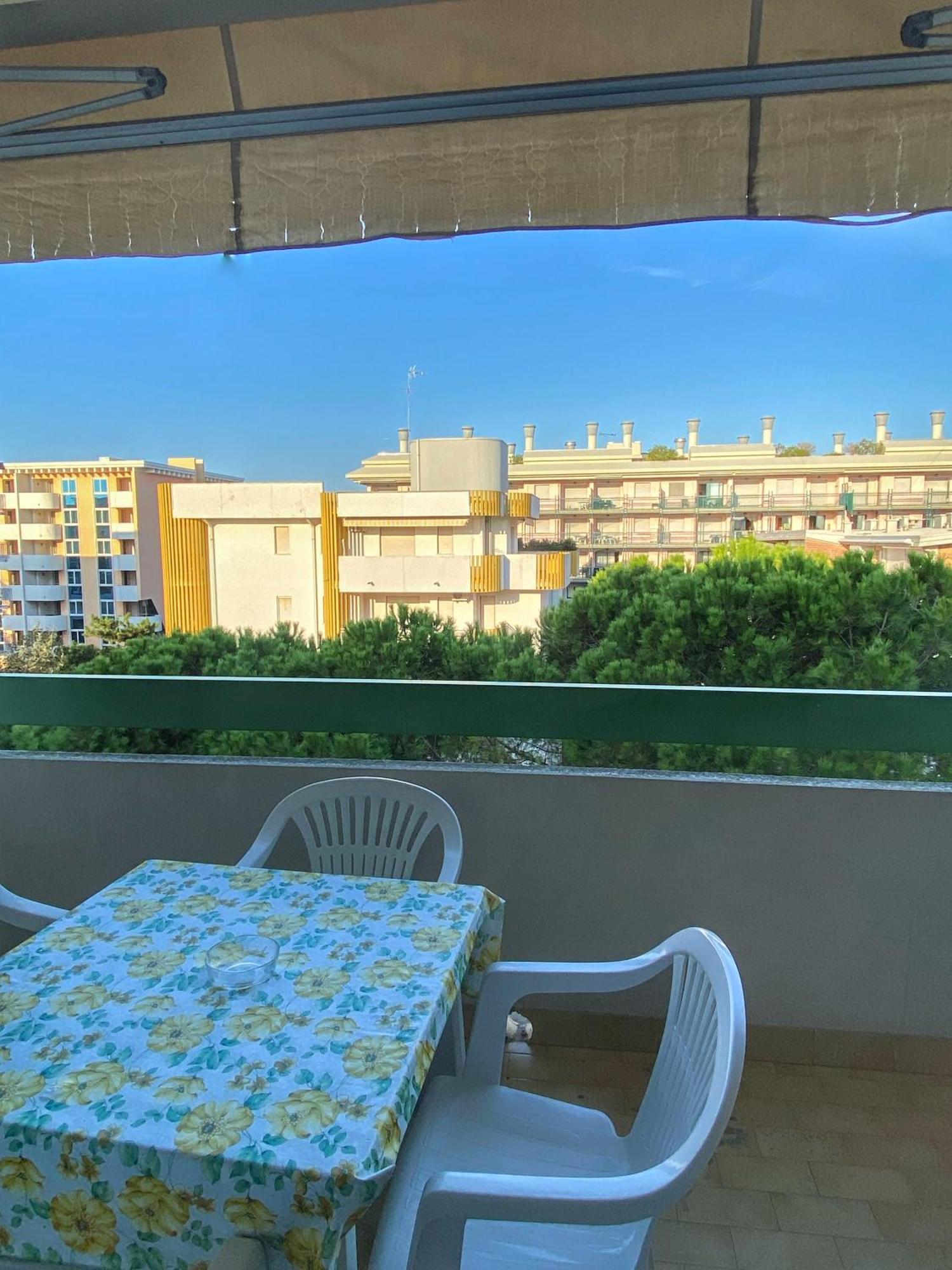 Grazioso Appartamento N 76 A 100Mt Dal Mare Bibione Dış mekan fotoğraf