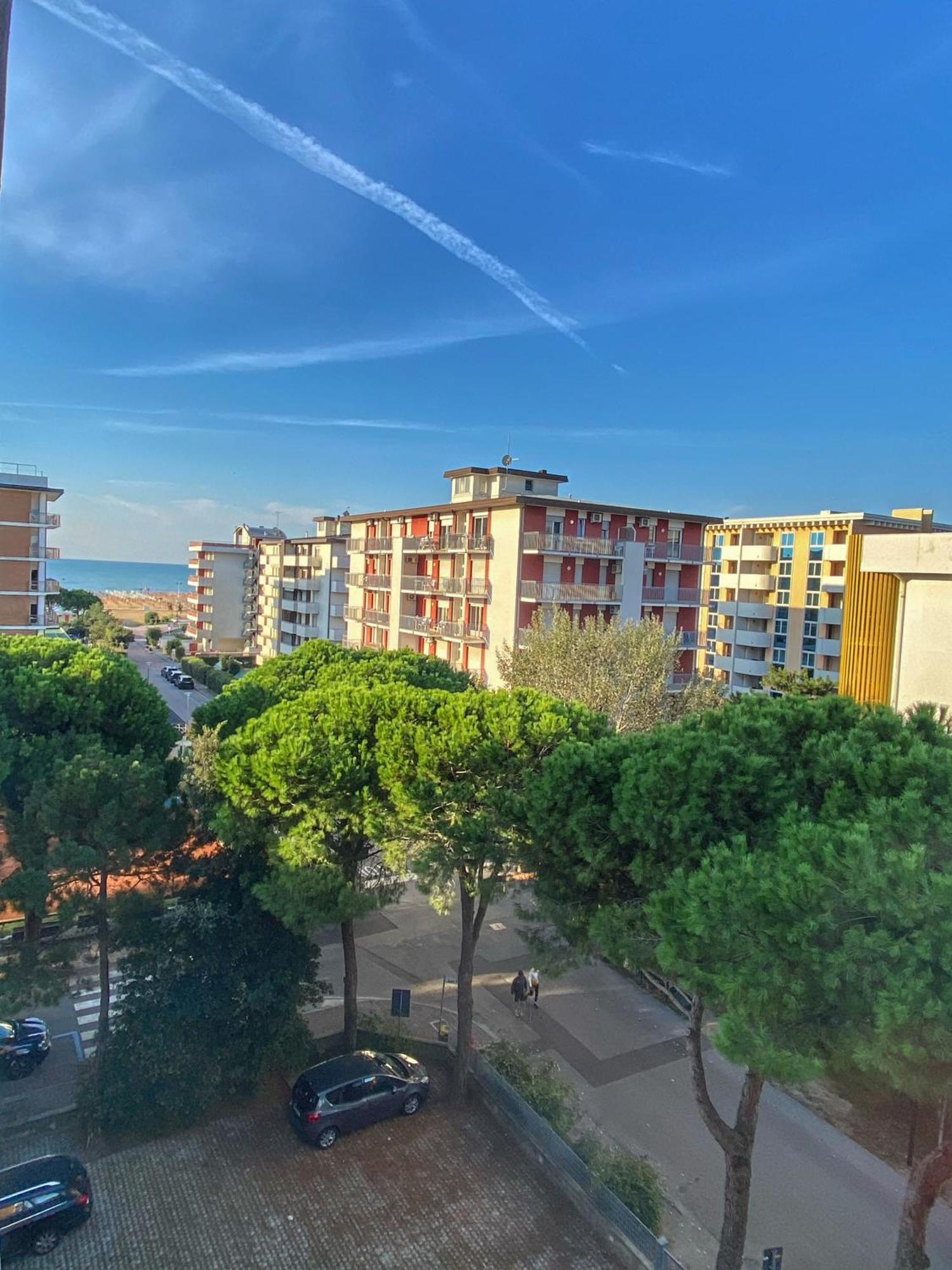 Grazioso Appartamento N 76 A 100Mt Dal Mare Bibione Dış mekan fotoğraf