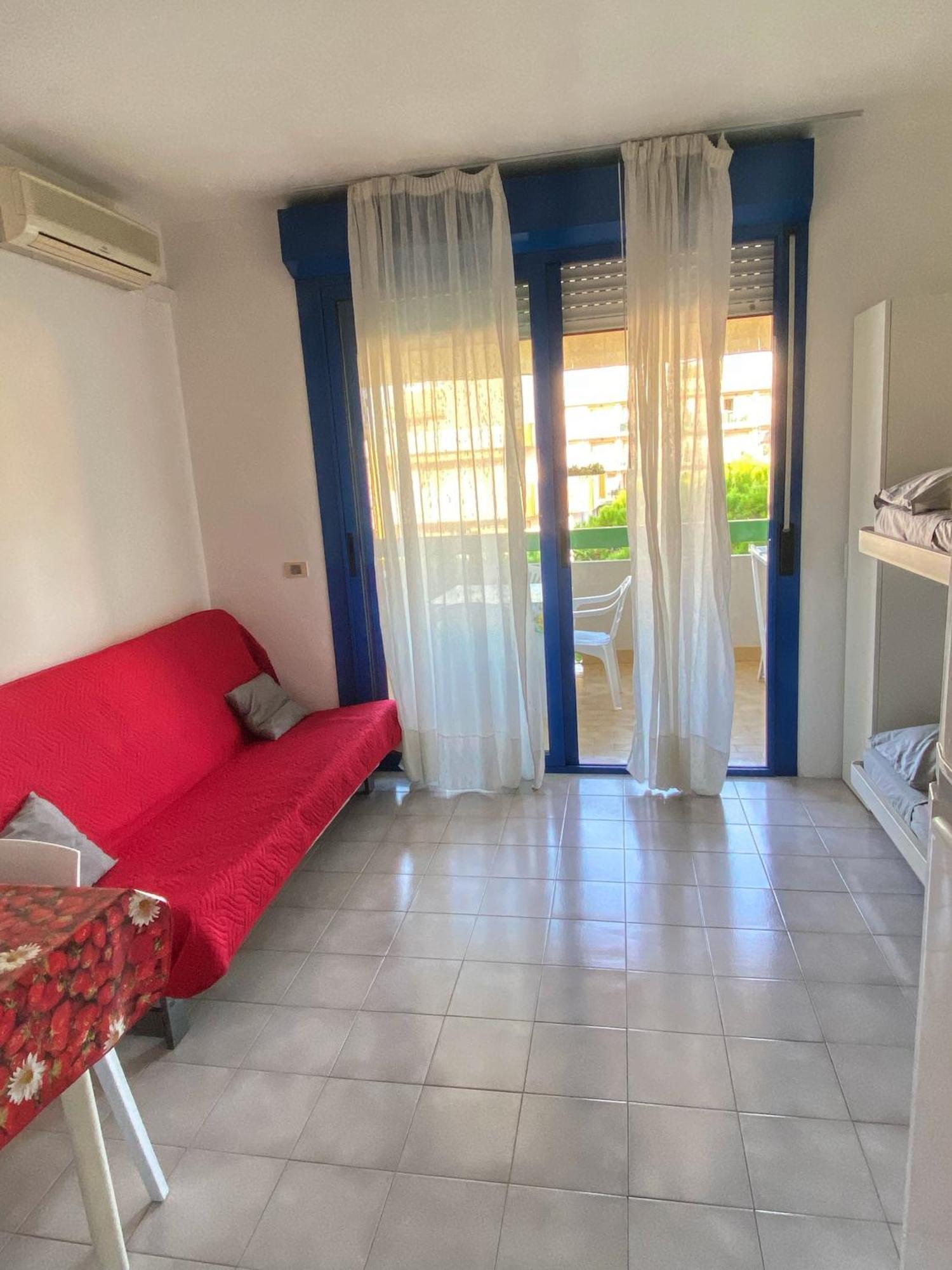 Grazioso Appartamento N 76 A 100Mt Dal Mare Bibione Dış mekan fotoğraf