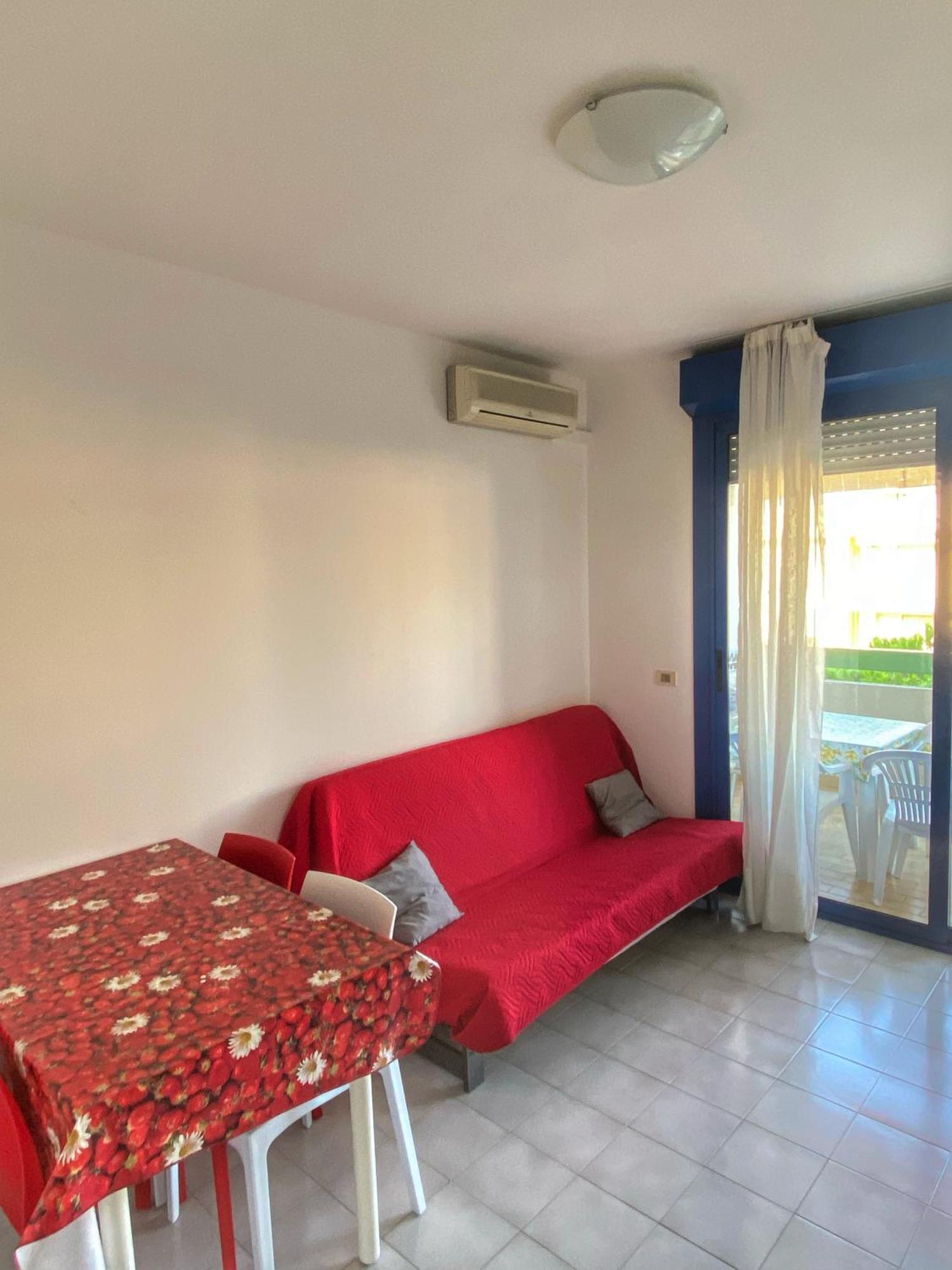Grazioso Appartamento N 76 A 100Mt Dal Mare Bibione Dış mekan fotoğraf