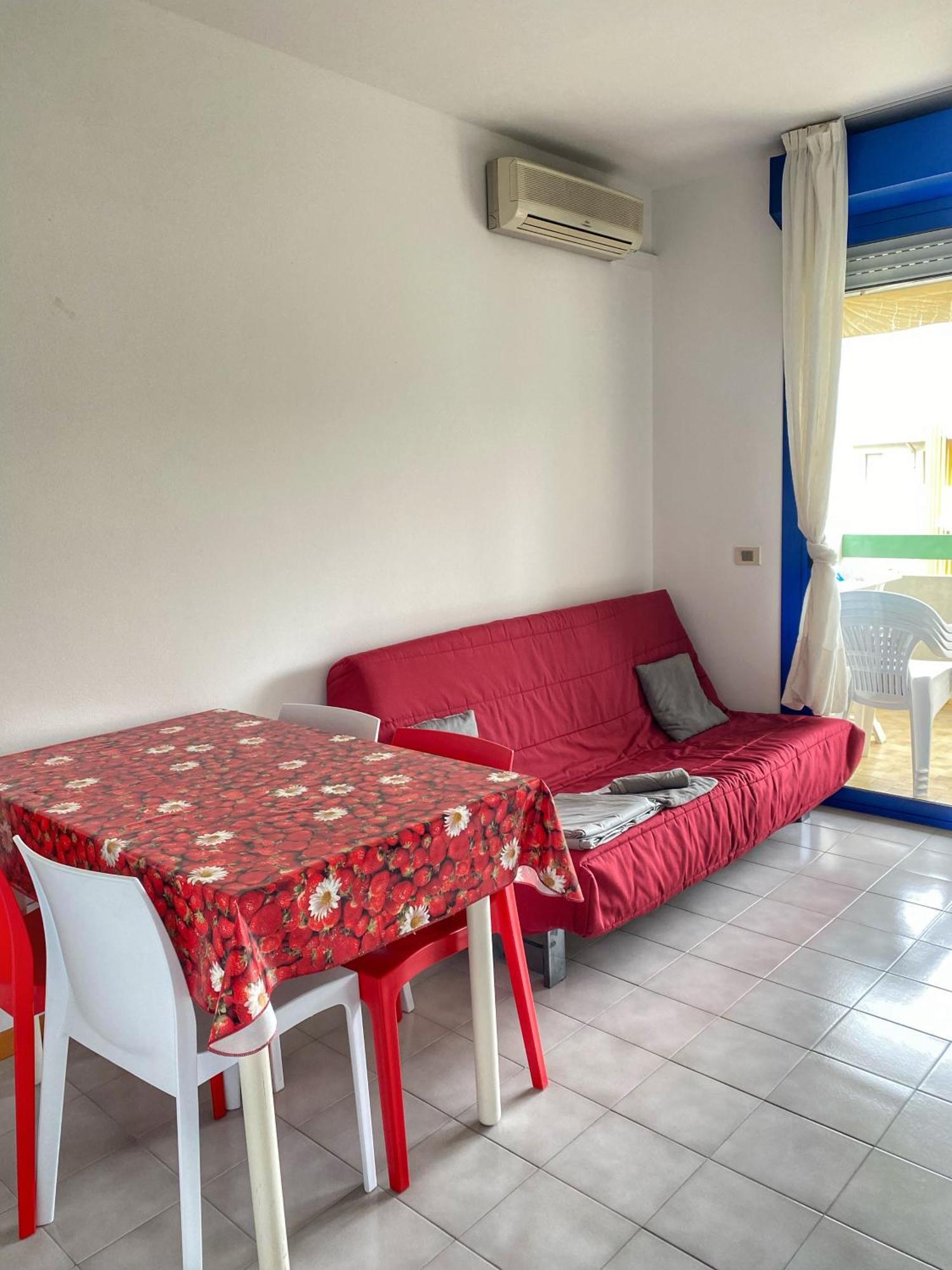 Grazioso Appartamento N 76 A 100Mt Dal Mare Bibione Dış mekan fotoğraf
